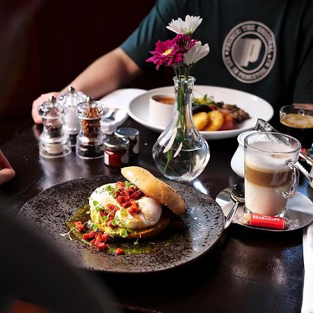 The Georgian Swansea Hotel ภายนอก รูปภาพ